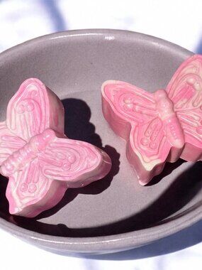 2pc pink and white soaps 100% plant based handmade shea butter coconut oil 3x3in